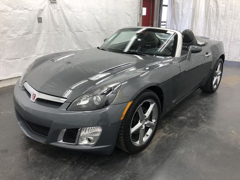 Used 2008 Saturn Sky Red Line image 2
