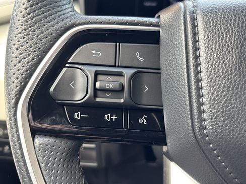 Used 2023 Toyota Sequoia Capstone AWD/4WD image 17