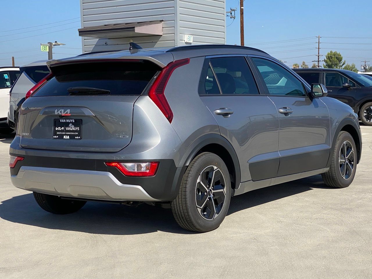 New 2026 Kia Niro EX FWD image 3