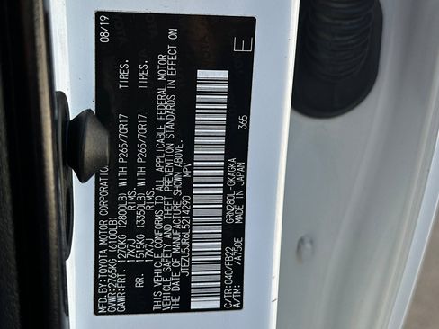 Used 2020 Toyota 4Runner SR5 image 29