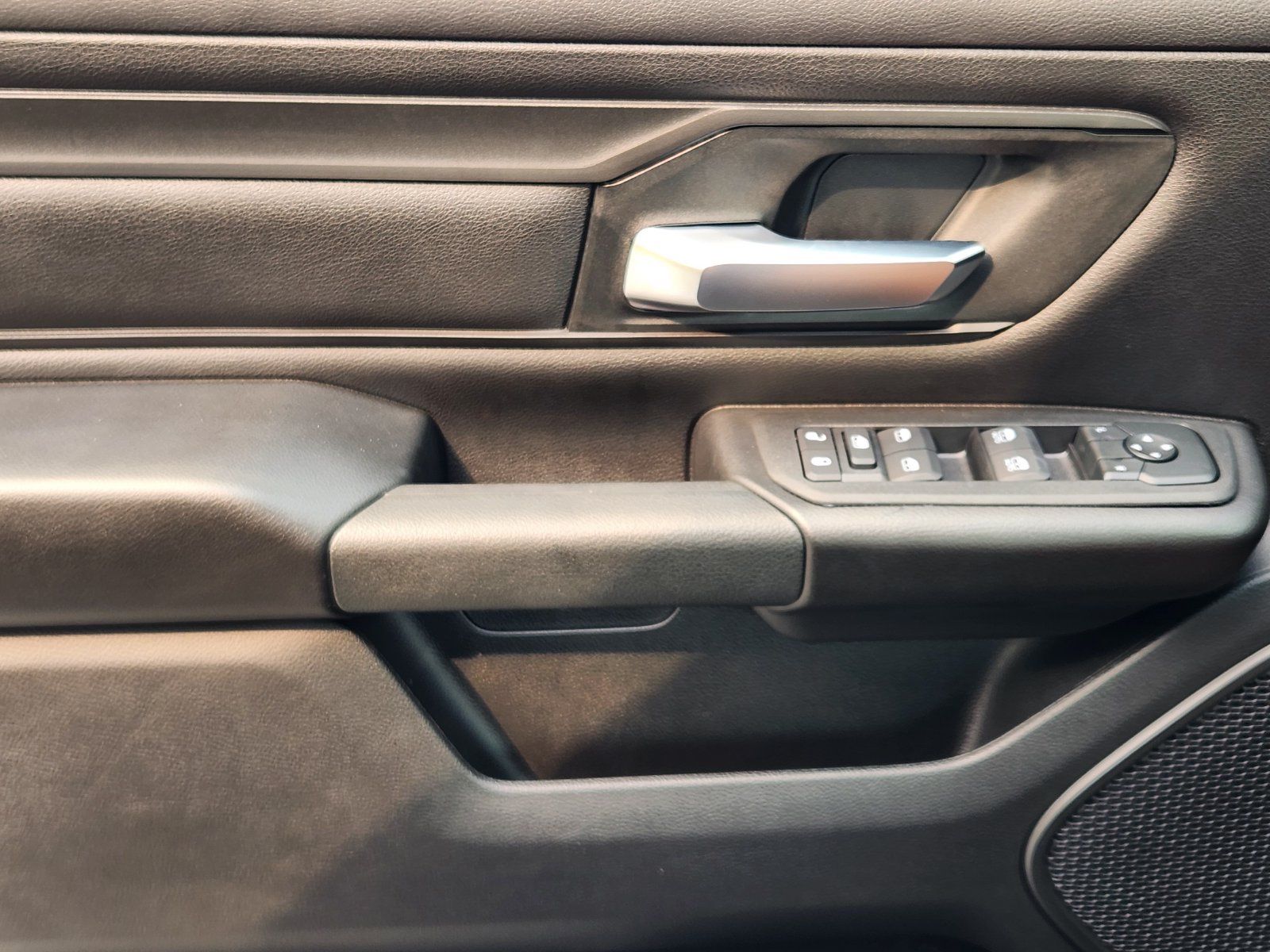 New 2026 RAM 1500 Express RWD image 19