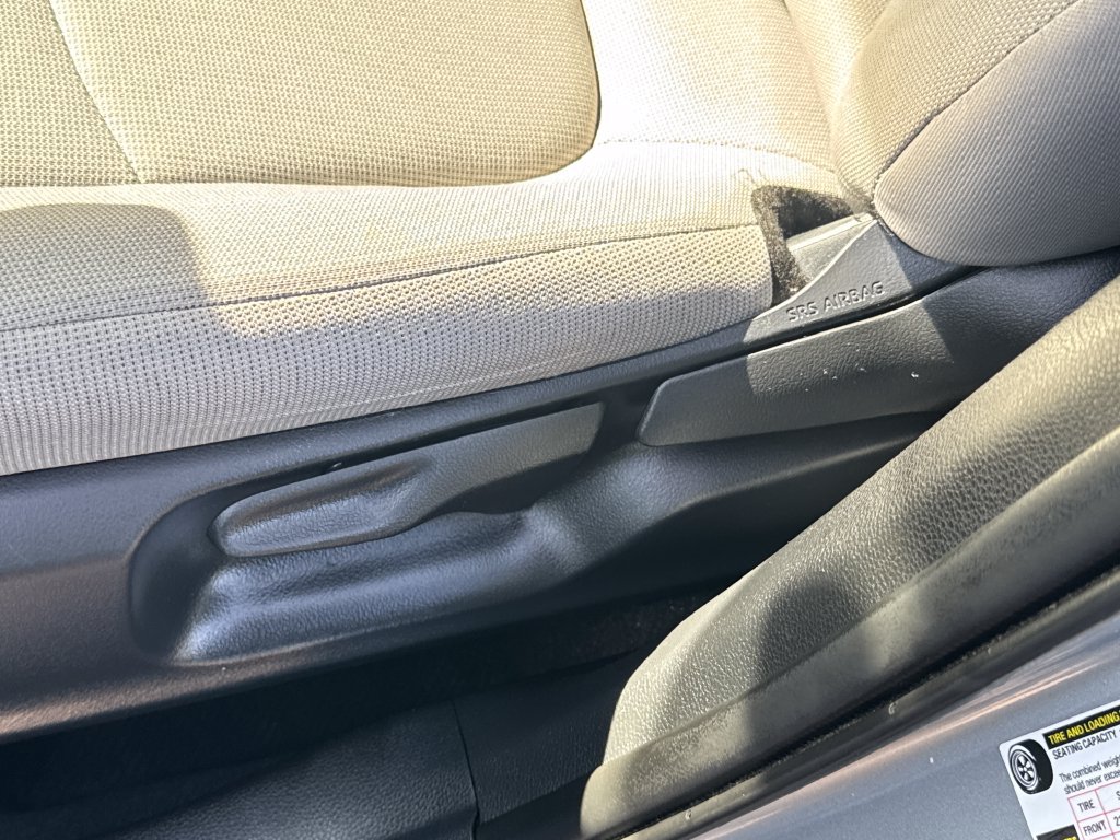Used 2025 Toyota Corolla Cross L AWD/4WD image 49