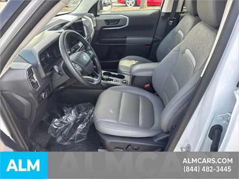 Used 2025 Ford Bronco Sport Badlands image 10