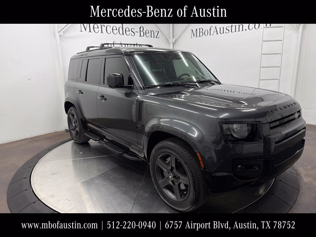 Used 2025 Land Rover Defender 110 X-Dynamic SE AWD/4WD image 1
