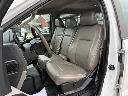 Used 2019 Ford F250 XL w/ Power Equipment Group AWD/4WD image 2