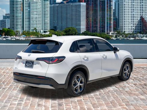 Certified 2024 Honda HR-V EX-L image 5