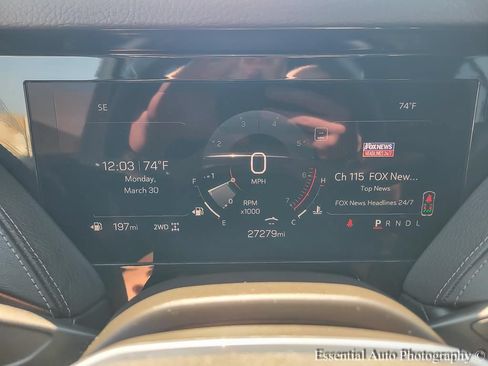 Used 2025 GMC Yukon Denali AWD/4WD image 4