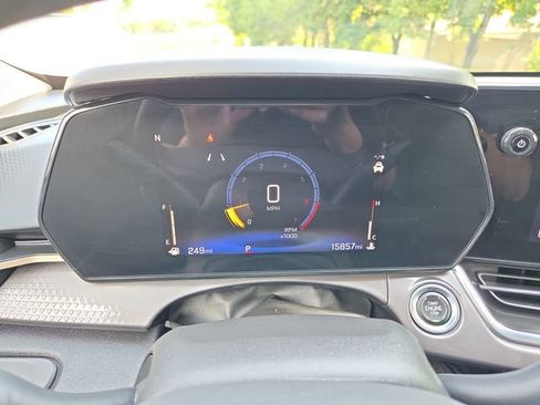 Used 2025 Chevrolet Trax ACTIV FWD image 20