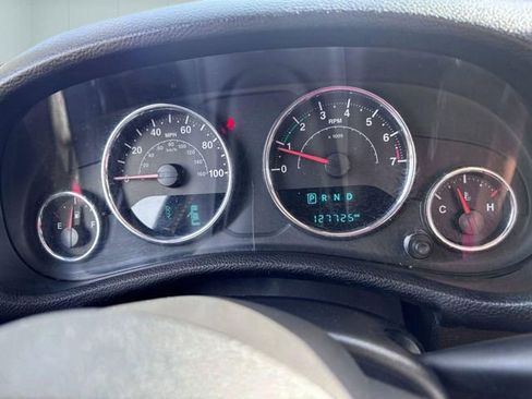 Used 2018 Jeep Wrangler Unlimited Sport S image 15