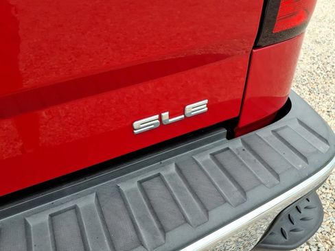 Used 2015 GMC Sierra 1500 SLE w/ SLE Value Package AWD/4WD image 8