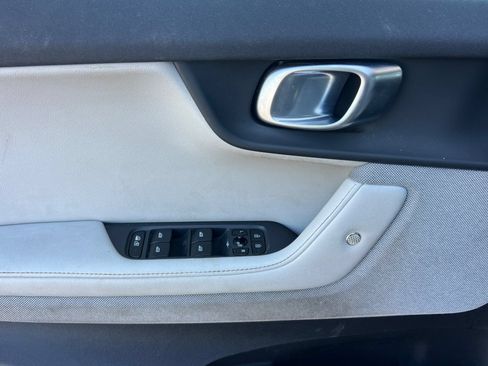 Used 2023 Polestar Polestar 2 AWD/4WD image 12
