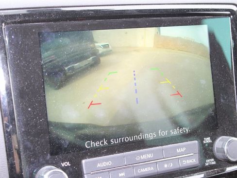 Used 2024 Nissan Frontier Pro-X image 6