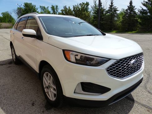 Used 2023 Ford Edge SEL AWD/4WD image 13