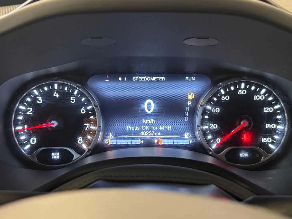 Used 2023 Jeep Renegade Latitude AWD/4WD image 10