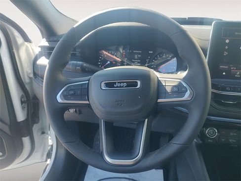 New 2026 Jeep Compass Latitude w/ Sun and Sound Group image 12