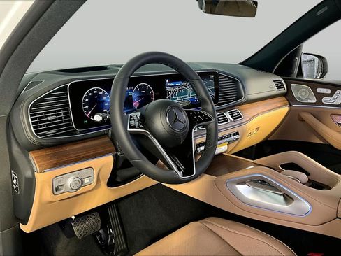 New 2026 Mercedes-Benz GLE 350 4MATIC image 9