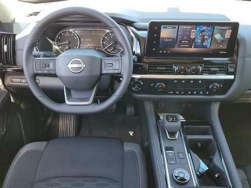 New 2026 Nissan Pathfinder SV image 8