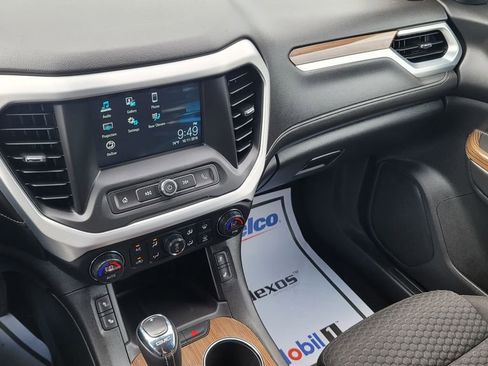 Used 2019 GMC Acadia SLE FWD image 21