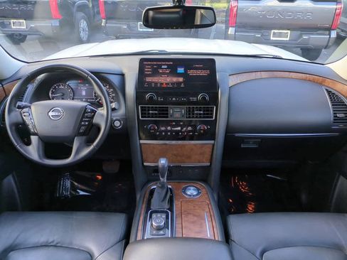 Used 2022 Nissan Armada SL w/ Captain's Chairs Package image 15