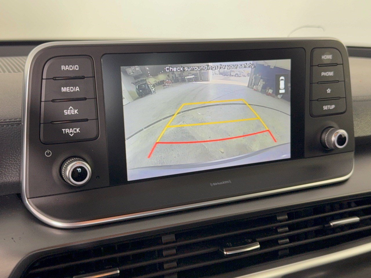 Used 2021 Kia Telluride LX AWD/4WD image 24