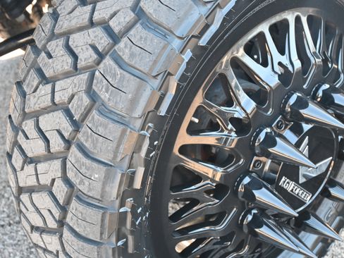 Used 2026 Ford F450 King Ranch w/ FX4 Off-Road Package image 17