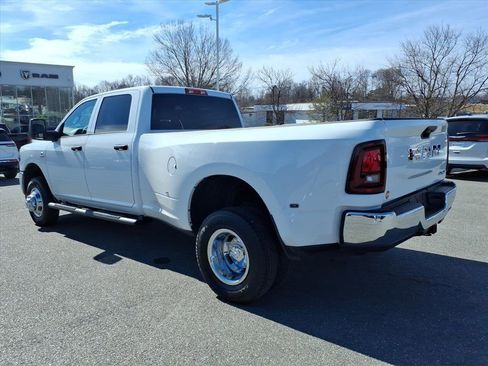 New 2026 RAM 3500 Tradesman w/ Chrome Appearance Group A image 7