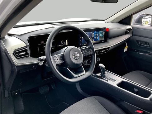 New 2026 Nissan Kicks S FWD image 8