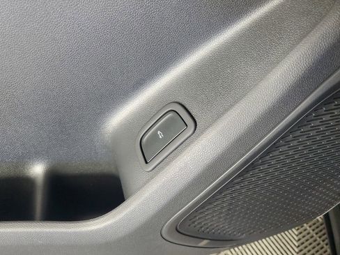 New 2026 Chevrolet Traverse LT w/ Midnight/Sport Edition image 28