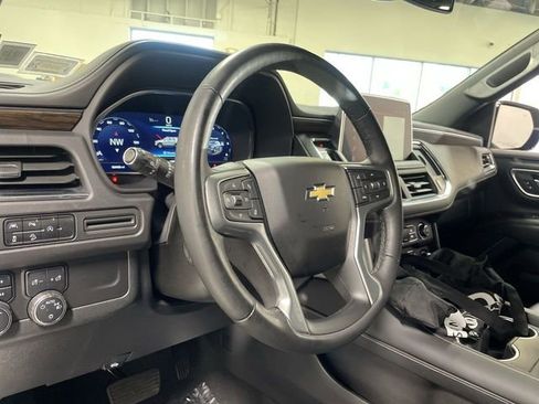 Used 2024 Chevrolet Tahoe Premier AWD/4WD image 14