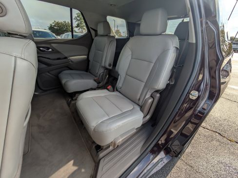 Used 2020 Chevrolet Traverse Premier w/ LPO, Cargo Package image 9