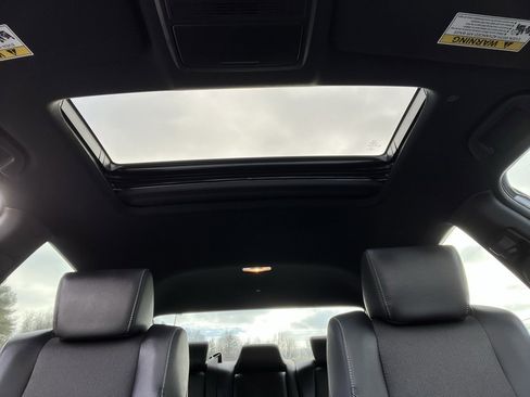 Used 2022 Honda Accord Sport image 2