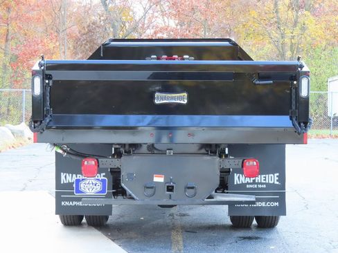 New 2024 RAM 3500 Tradesman image 19