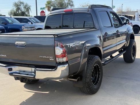 Used 2013 Toyota Tacoma PreRunner w/ TRD Off-Road Pkg RWD image 19