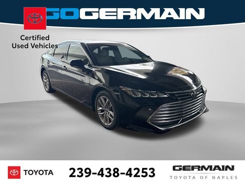 Certified 2019 Toyota Avalon XLE w/ Moonroof Package image 9