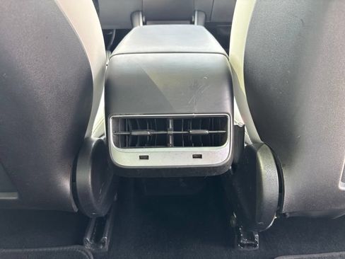 Used 2019 Tesla Model 3 AWD/4WD image 21
