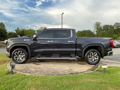 Used 2024 GMC Sierra 1500 SLT w/ SLT Premium Plus Package AWD/4WD image 4