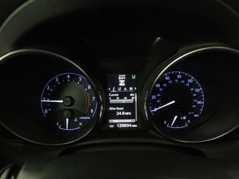 Used 2017 Toyota Corolla iM FWD image 17