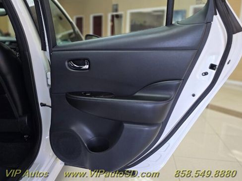 Used 2018 Nissan Leaf SL w/ SL Technology Package image 14