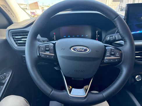 New 2025 Ford Escape PHEV image 13