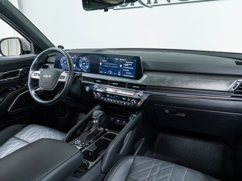 Used 2024 Kia Telluride SX Prestige X-Line image 12