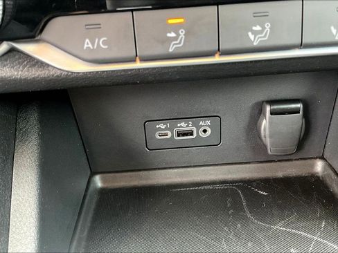 Certified 2023 Nissan Sentra SV FWD image 16