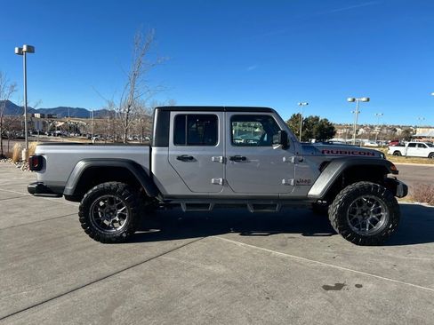 Used 2020 Jeep Gladiator Rubicon image 9