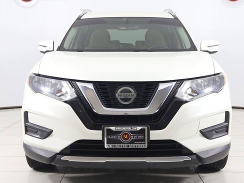 Used 2018 Nissan Rogue SV image 48
