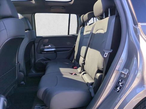 New 2026 Mercedes-Benz GLB 250 4MATIC image 15
