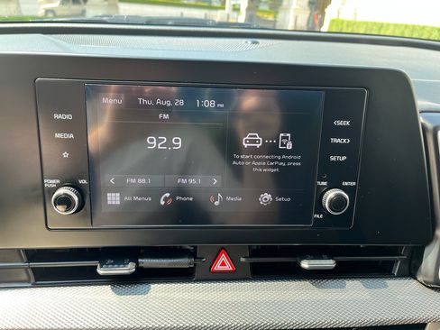 Used 2024 Kia Sportage LX image 15