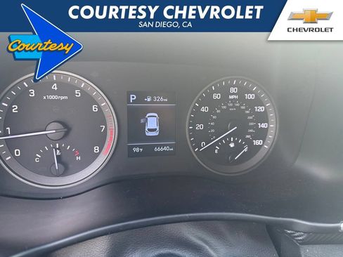 Used 2019 Hyundai Tucson Value w/ Cargo Package FWD image 1