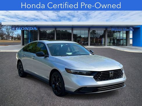 Certified 2025 Honda Accord SE image 1