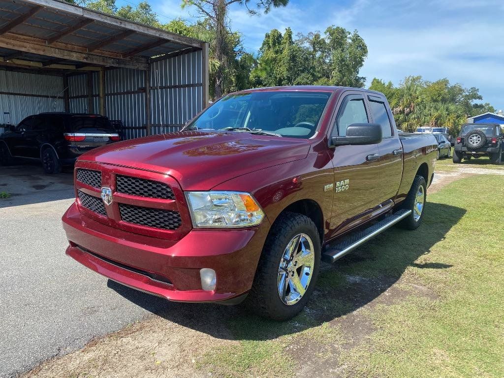 Used 2018 RAM 1500 Express w/ Express Value Package AWD/4WD image 2