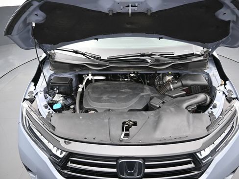 Used 2023 Honda Odyssey Sport image 31