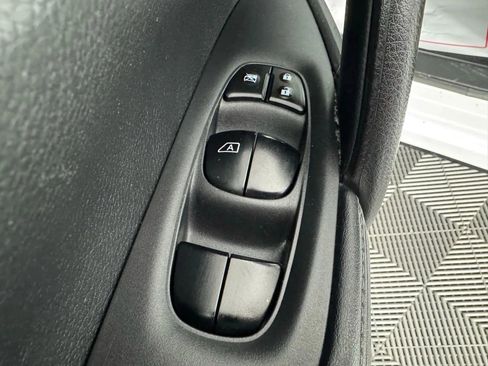 Used 2018 Nissan Rogue Sport S w/ S Appearance Package image 34